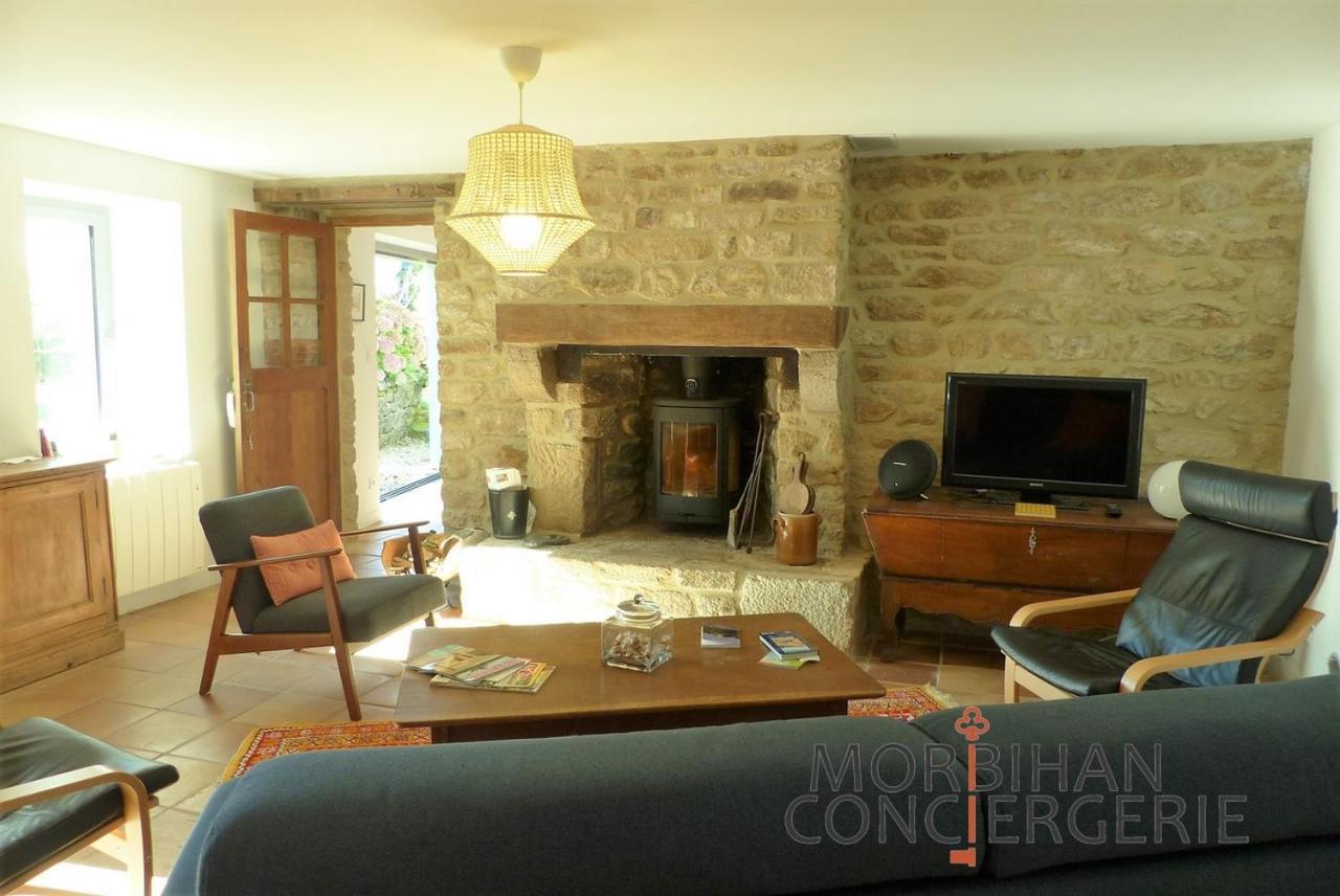 Belle Longere En Campagne A Larmor Baden Villa Bagian luar foto