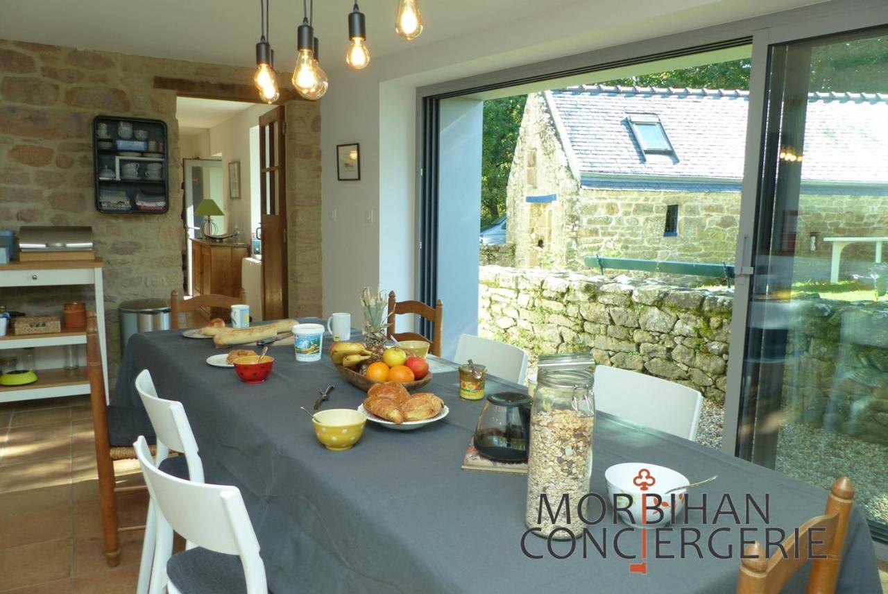 Belle Longere En Campagne A Larmor Baden Villa Bagian luar foto