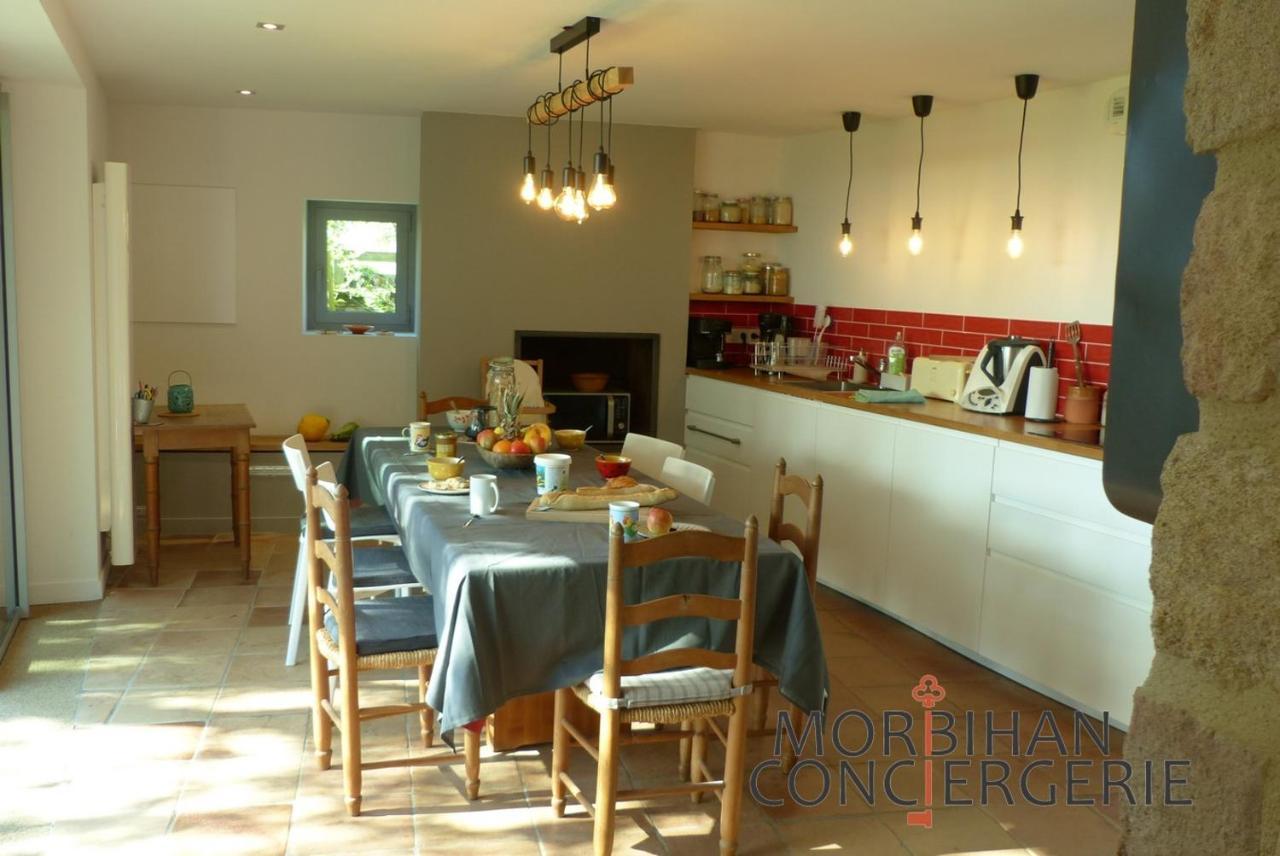 Belle Longere En Campagne A Larmor Baden Villa Bagian luar foto